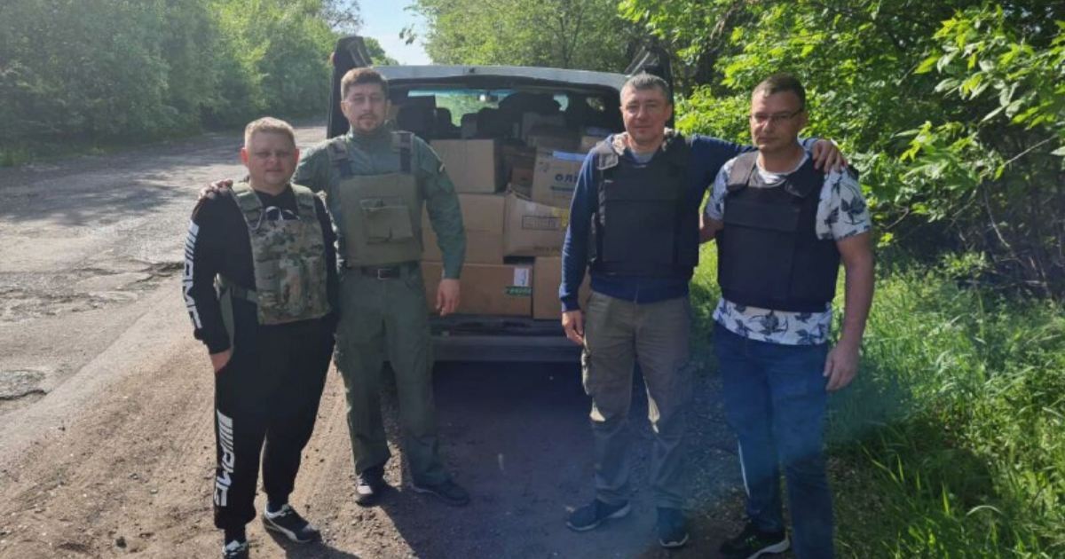 Підрозділам кам’янчан на Дніпропетровщині та Херсонщині доправили життєво необхідні медикаменти